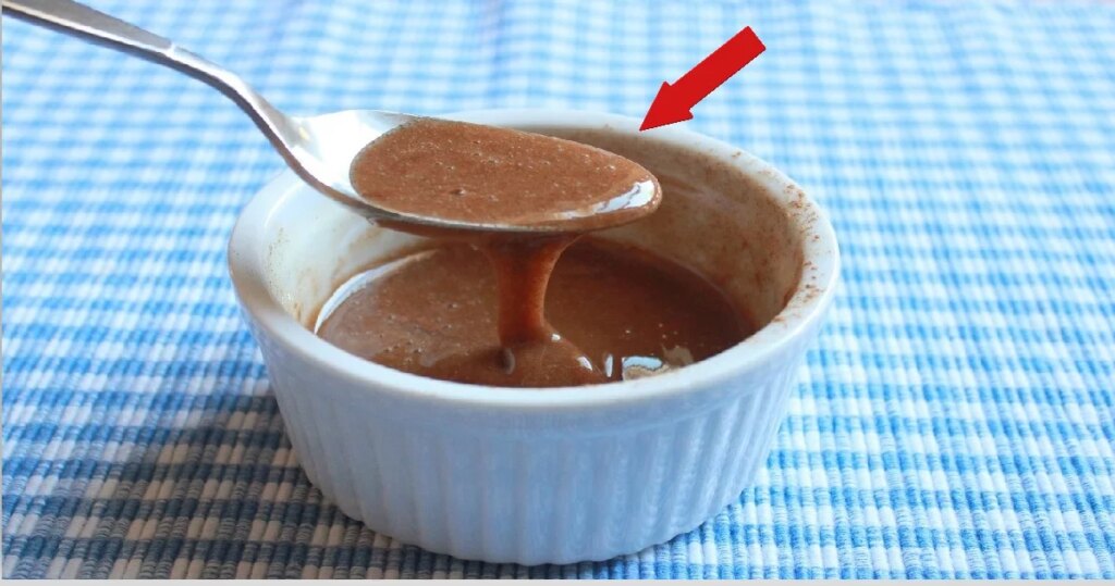 Kobieta codziennie pije łyżeczkę miodu i cynamonu.  Wyniki całkowicie zszokowały wszystkich Náhledový obrázek